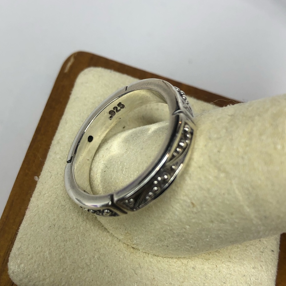 LOIS HILL Sterling Silver Narrow Band Ring w Granulated Scroll Design Sz 7-3/4 - Picture 11 of 17